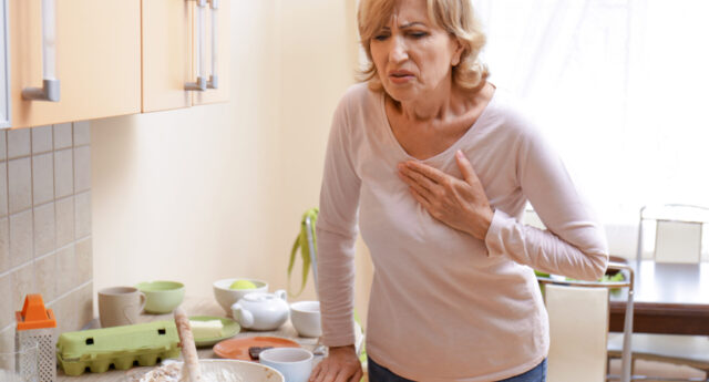 What Are the Warning Signs of a Heart Attack in Women?